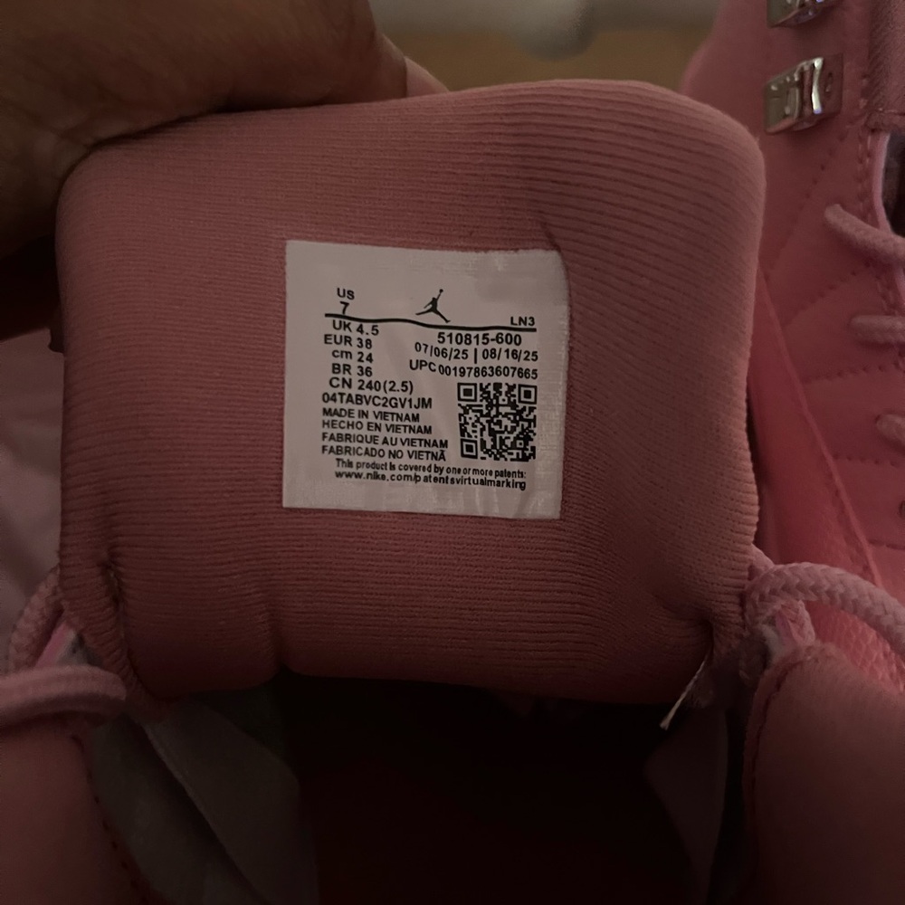Jordan 12 Pearl Pink Sneakers - Picture 6 of 6